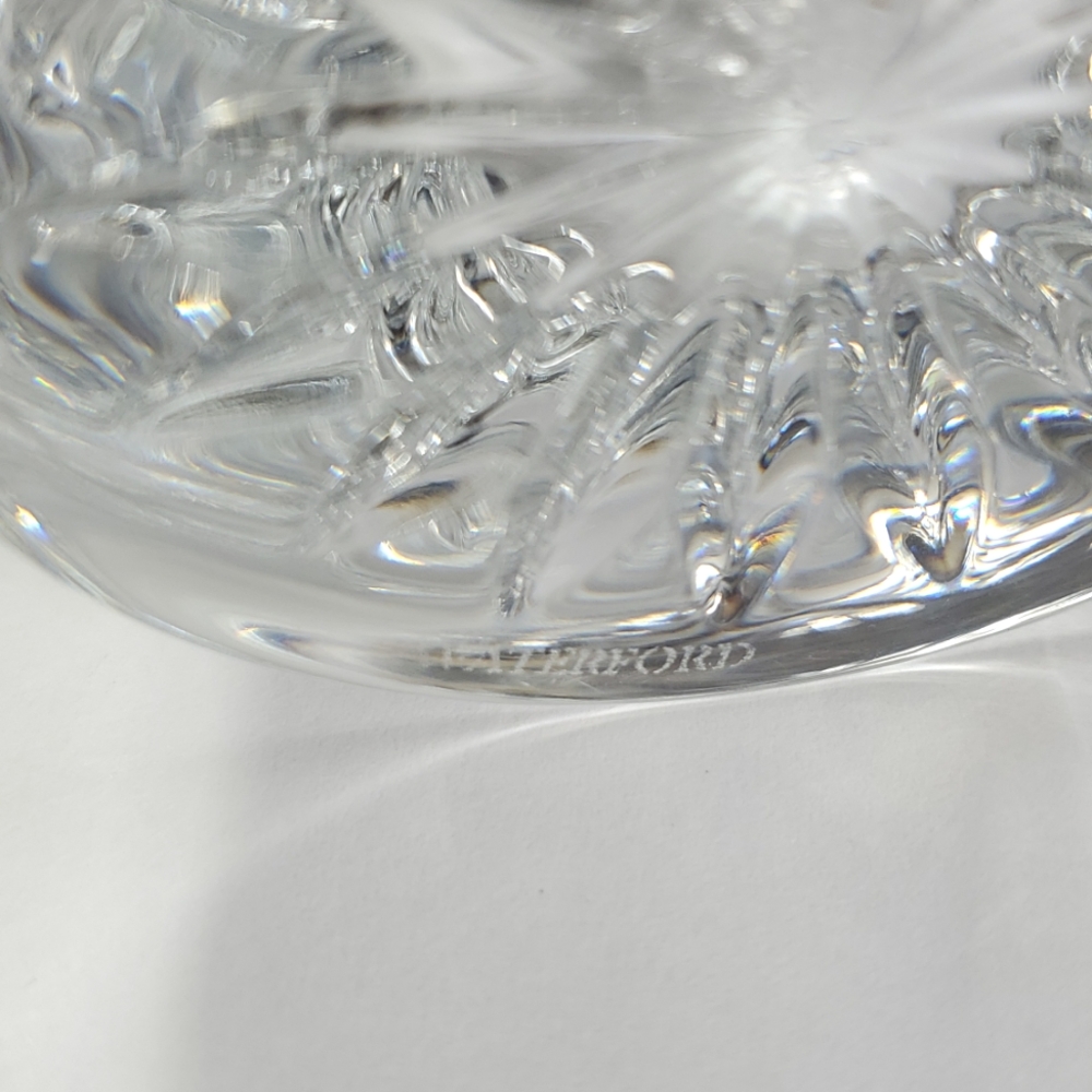 Waterford Crystal "Lillian" Vase - Picture 4 of 7